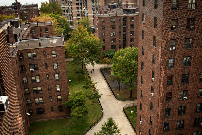 Report Details ‘Systemic Failures’ in Communication Between New York Police and Housing Authority