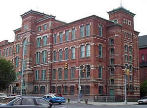 Julia de Burgos Latino Cultural Center